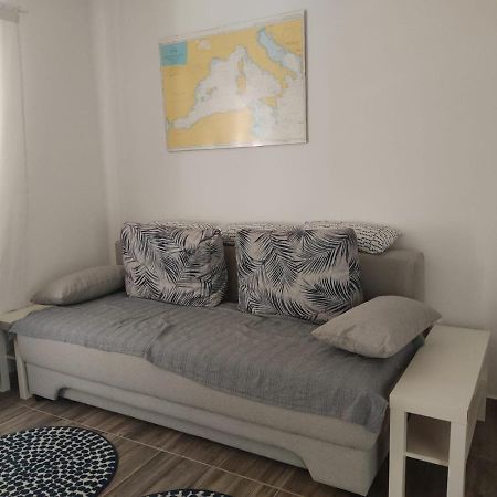 Levant, Cosy And Modern Apartment In Novalja Center Εξωτερικό φωτογραφία