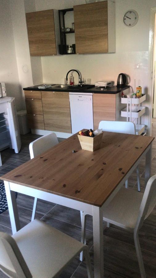 Levant, Cosy And Modern Apartment In Novalja Center Εξωτερικό φωτογραφία